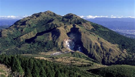 七星山金字塔|「凱達格蘭山」上七星山，非大眾路線！